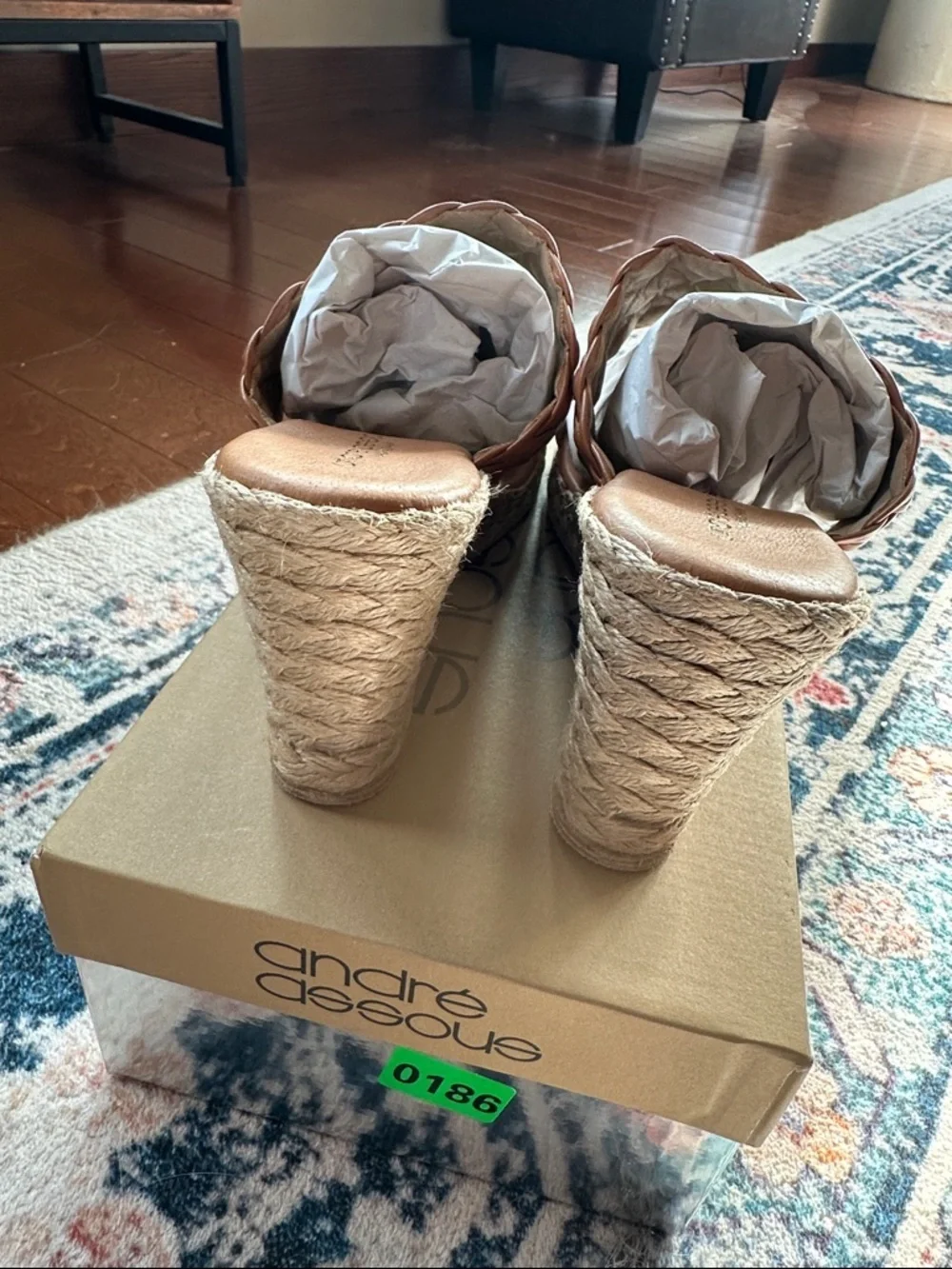 Andre Assous Womens Aria Espadrille Wedge Heeled Sandals Cuero Size 10M NIB